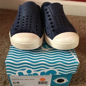 Boys native sneakers